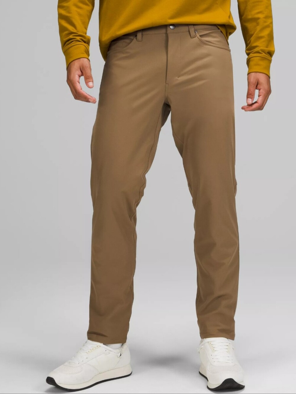 Men's Slim Travel Pants in Brown